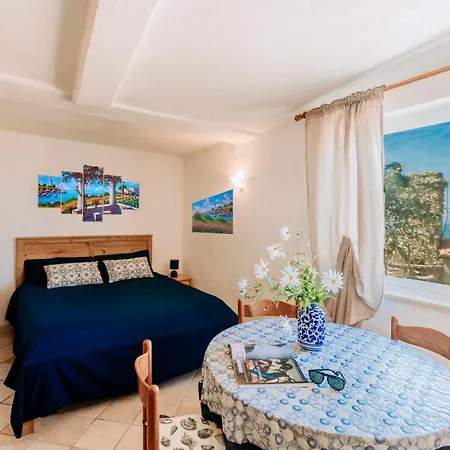 Pool Appartament Apartment Forio di Ischia